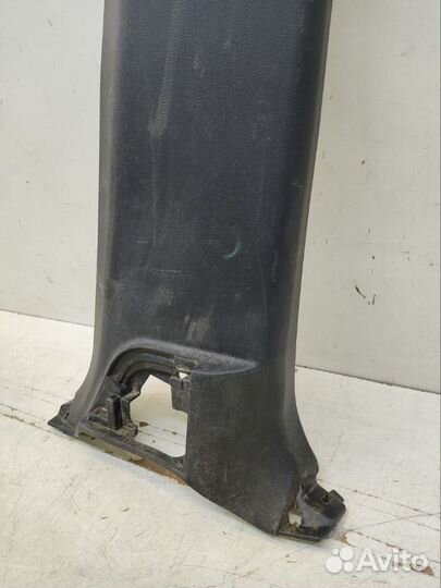 Обшивка стойки правая Lexus Lx570 3 2007-2012