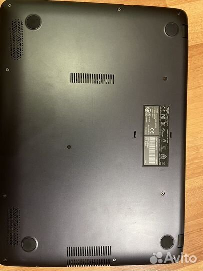 Ноутбук asus
