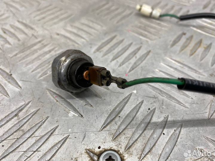 Б/У Датчик давления масла (Двигателя) Subaru