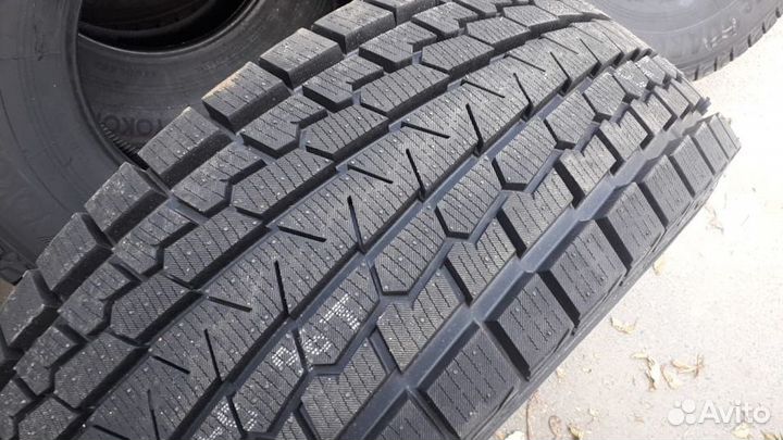 Maxxis MA-SLW Presa Spike 245/45 R20