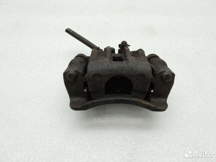 Суппорт тормозной задний правый Kia Ceed ED G4FC