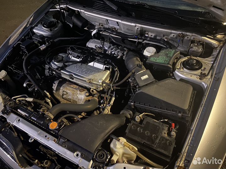 Mitsubishi Carisma 1.6 МТ, 2000, 185 000 км