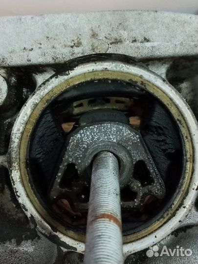 Балка подмоторная передняя Volkswagen Passat B7