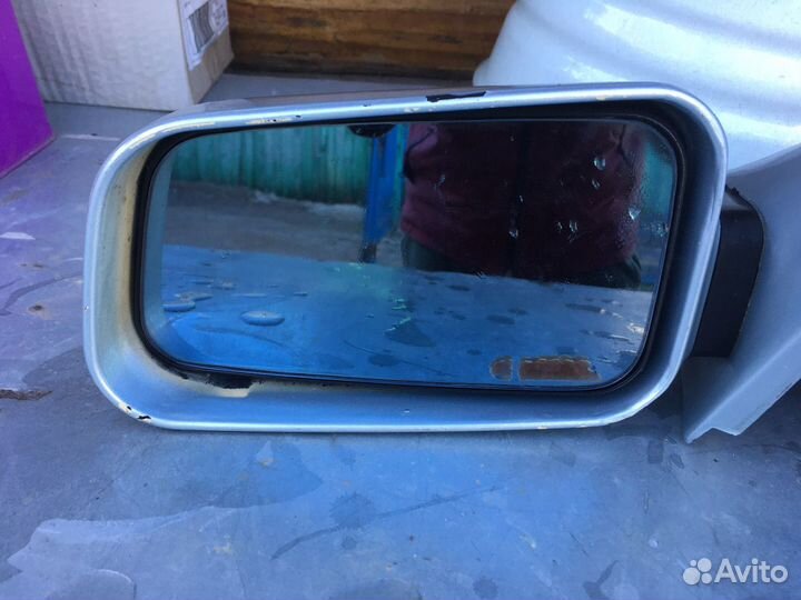 Продам боковые зеркала