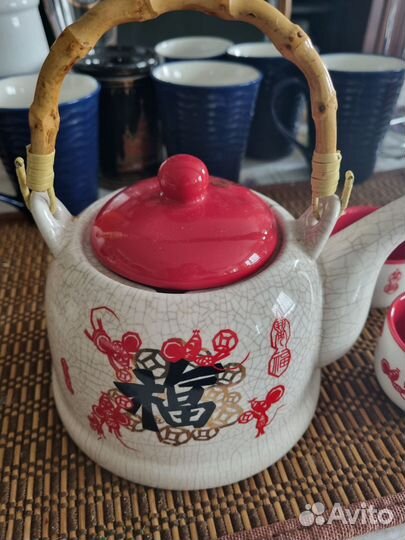 Керамический чайник и 3 пиалы