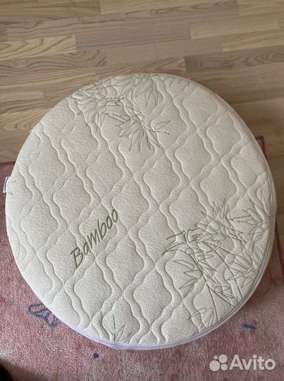 Матрас в детскую кроватку круглый