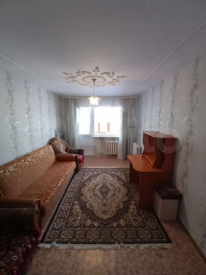2-к. квартира, 47 м², 2/5 эт.