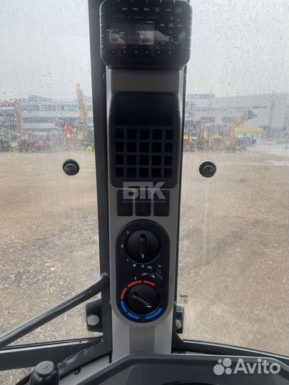 Экскаватор-погрузчик CASE 580 SV, 2023