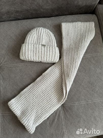 Женский шарф и шапка
