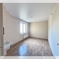 2-к. квартира, 56 м², 4/17 эт.