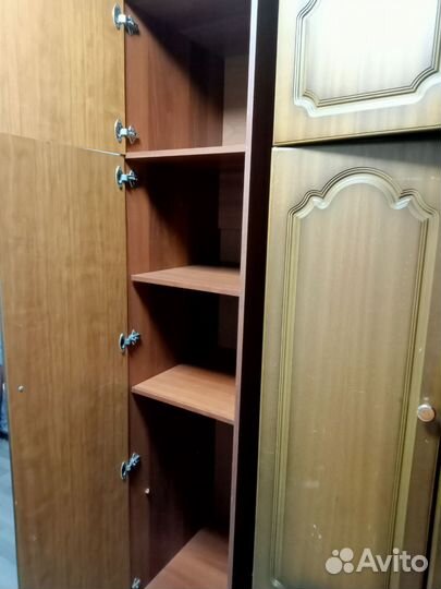 Шифонеры и шкафы бу