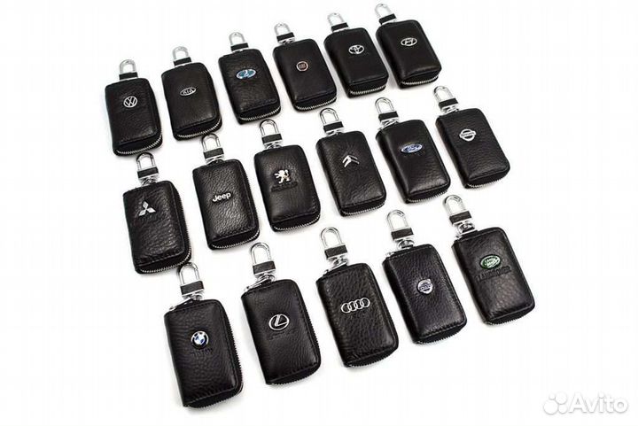 Ключница с логотипом авто