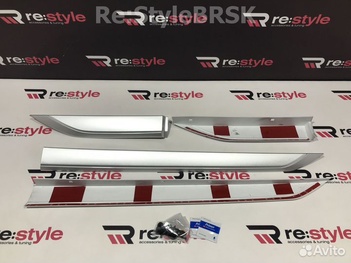 Накладки на пороги Subaru Forester с 2018