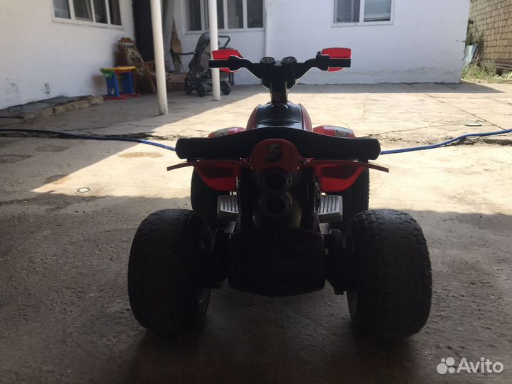 Детский электромобиль бу