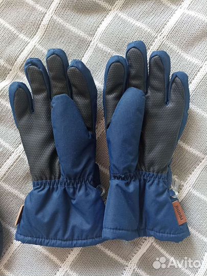 Варежки краги и перчатки Reima