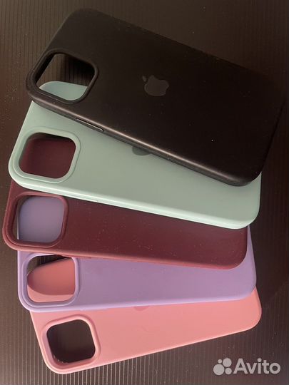 Чехол на iPhone 12