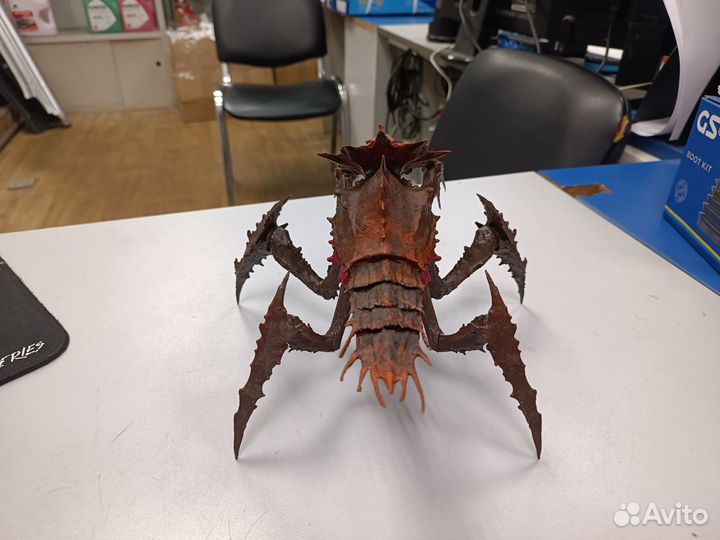 Статуэтка Helldivers 2 Brood Commander