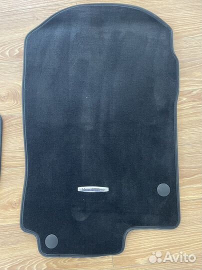 Автомобильные коврики mercedes