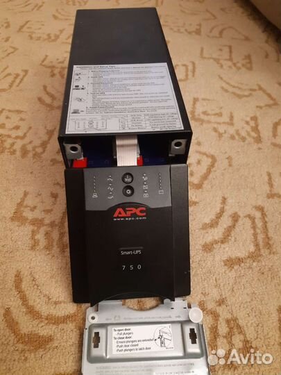 Ибп APC smart UPS 750
