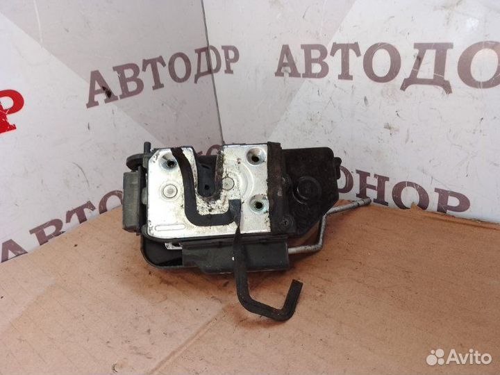 Замок двери задний правый Hyundai Getz