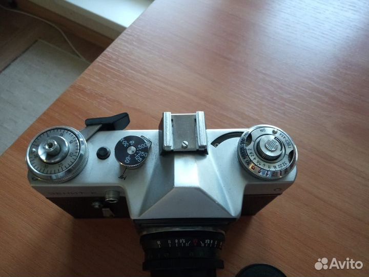 Фотоаппарат Зенит-Е, Индустар-50-2