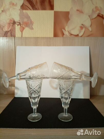 Хрустальные рюмки
