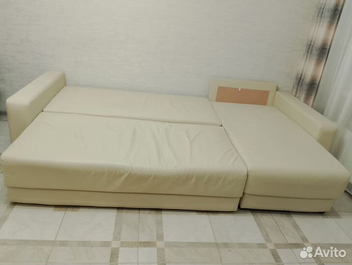 Большой угловой диван раскладной бу