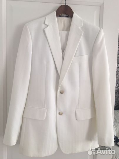 Мужской свадебный белый костюм 46