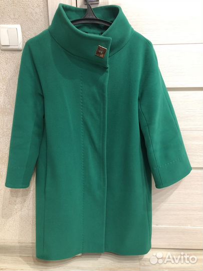 Пальто женское 42