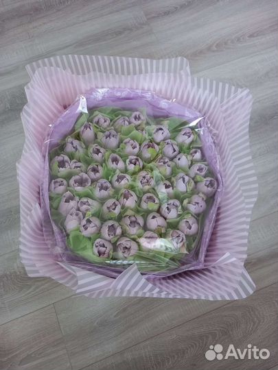 Большой букет из тюльпанов