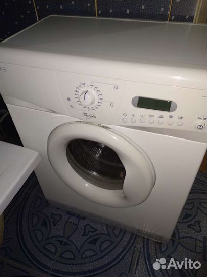 Стиральная машина (узкая)автомат бу