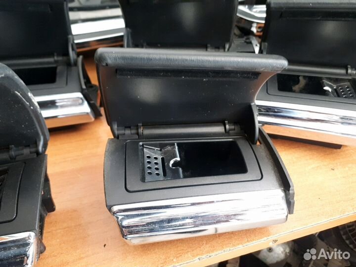 Пепельница на Мерседес W221