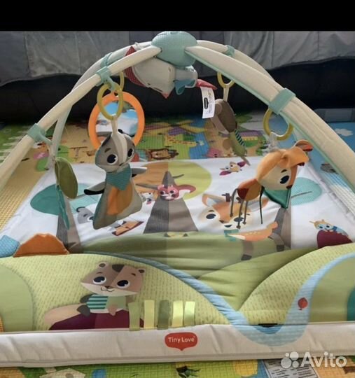 Развивающий коврик tiny love сказочный лес