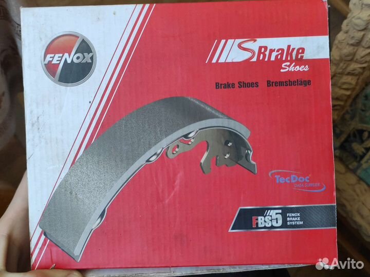 Комплект тормозных колодок Renault