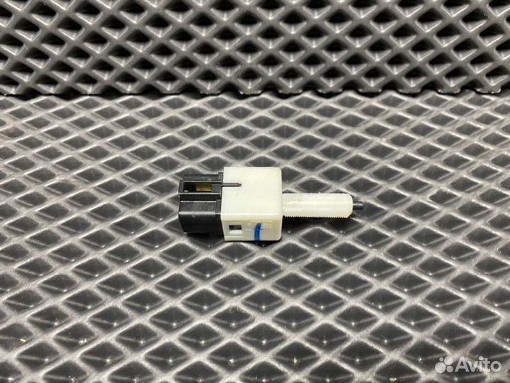 Датчик стоп сигнала Honda Civic FD(4Д) 2006-2011Гв