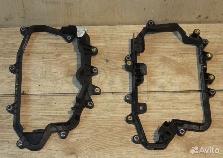 Накладка на головку блока правая Infiniti FX S51