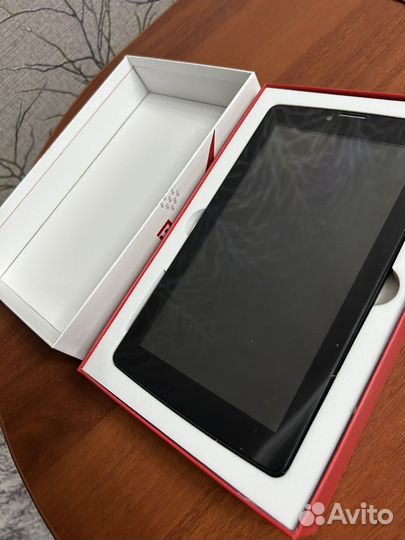Планшет BQ 7дюймов