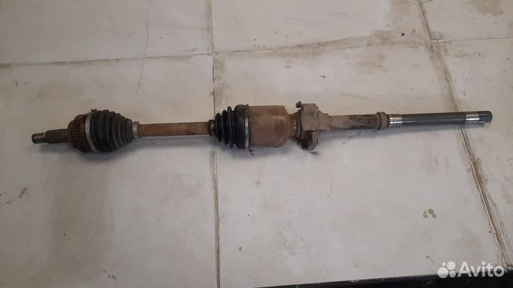 Полуось (привод) правая передняя Ford Edge