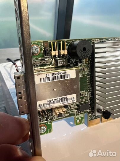 Контроллер Intel raid Controller RS3SC008