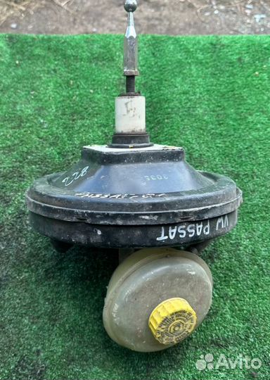 Вакуумный усилитель тормозов Volkswagen Passat