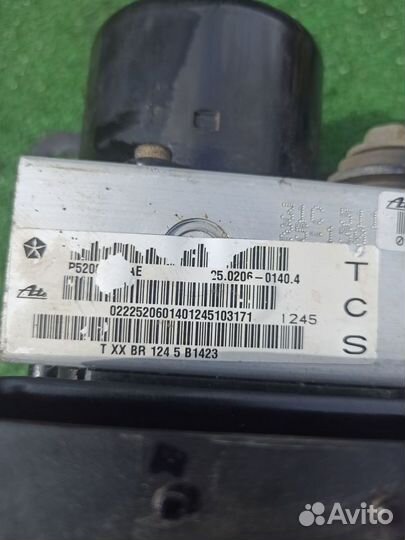 Блок управления ABS Jeep grand cherokee