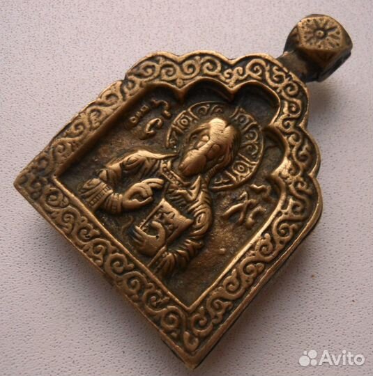 Старинная литая икона 
