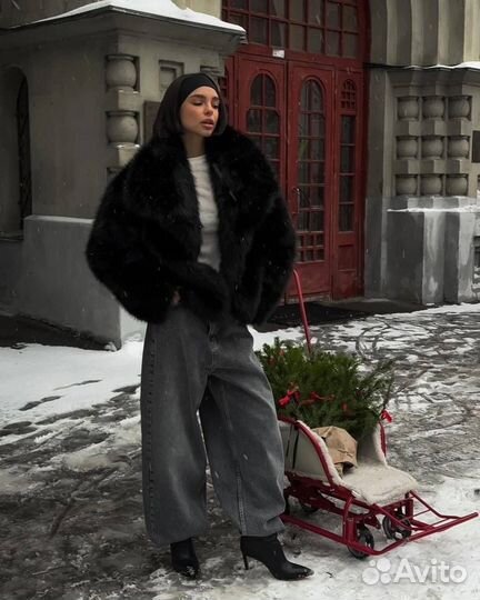 Эко шуба короткая черная