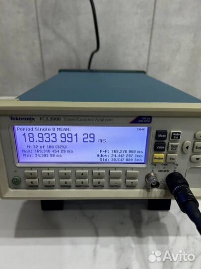 Частотомер Tektronix FCA3000