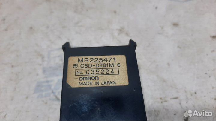 Блок управления стеклоподъемниками Mitsubishi