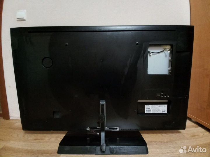 Телевизор Phillips SMART tv