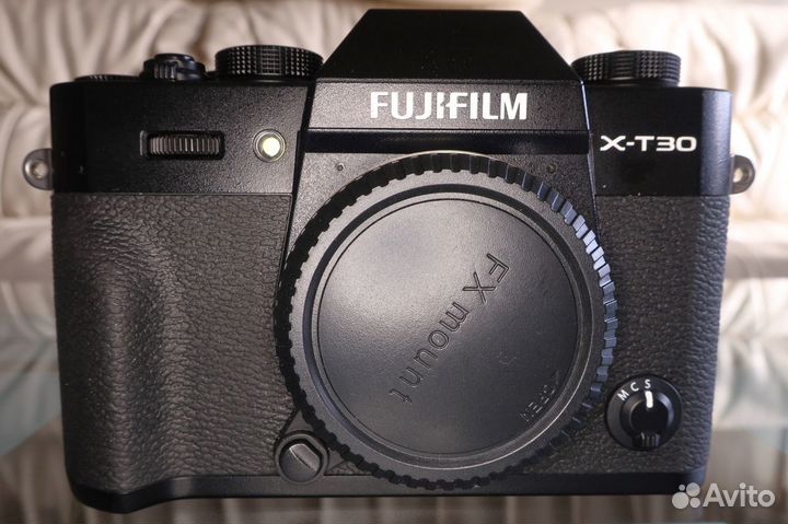 Fujifilm X-T30 с объективом