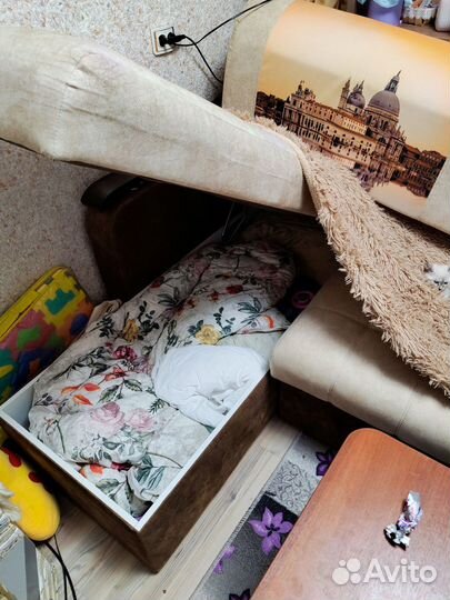 Угловой диван