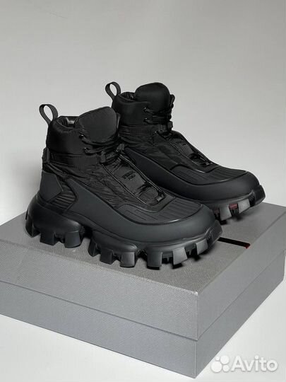 Ботинки Prada