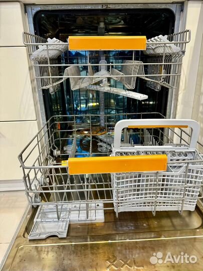 Посудомоечная машина electrolux 60см